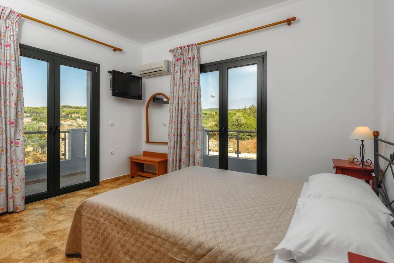 Alonaki Apartments Agios Leon Exterior foto