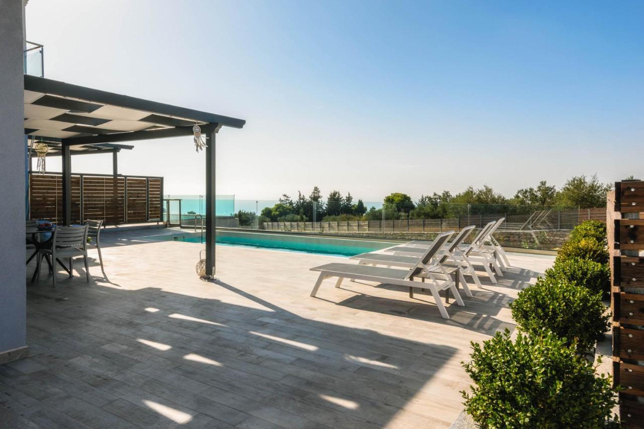 Alonaki Apartments Agios Leon Exterior foto